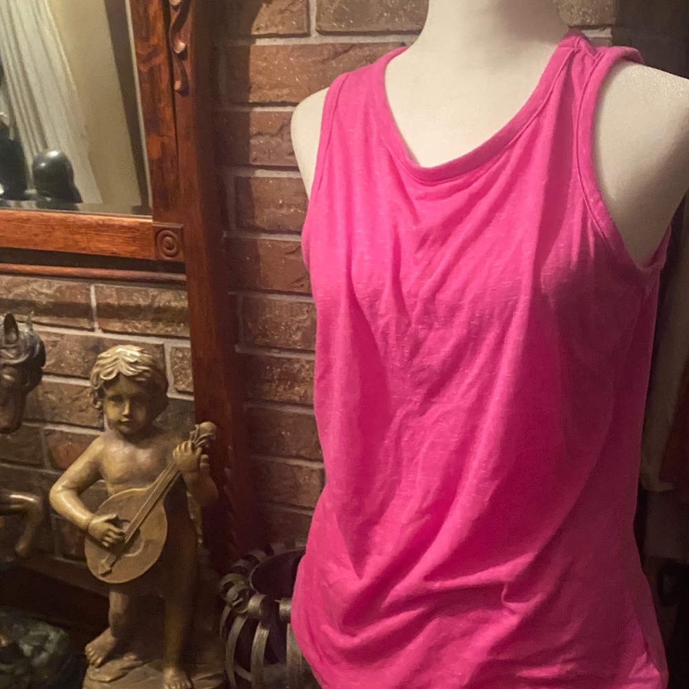 Classic Scoop Neck Tank Top - Bright Pink Victoria sport 💓
